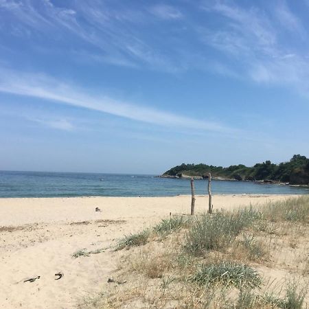 Sea Caravan On The Beach Китен Екстер'єр фото