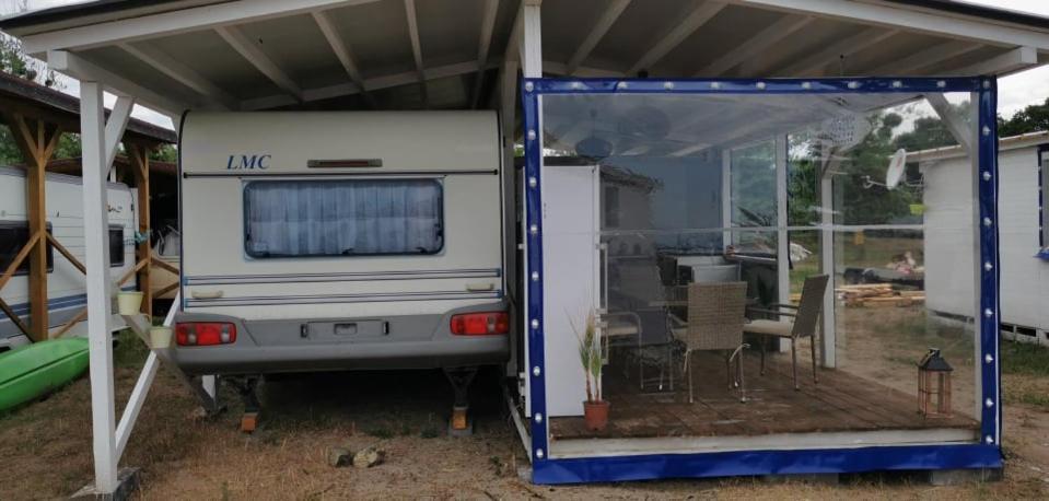 Sea Caravan On The Beach Китен Екстер'єр фото