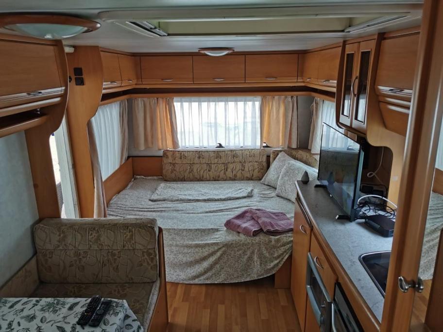 Sea Caravan On The Beach Китен Екстер'єр фото