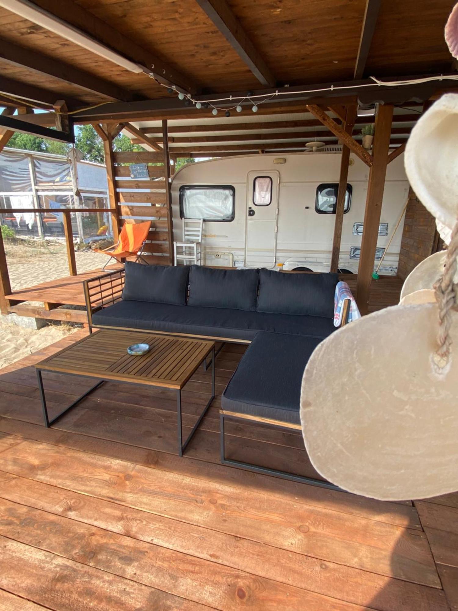 Sea Caravan On The Beach Китен Екстер'єр фото