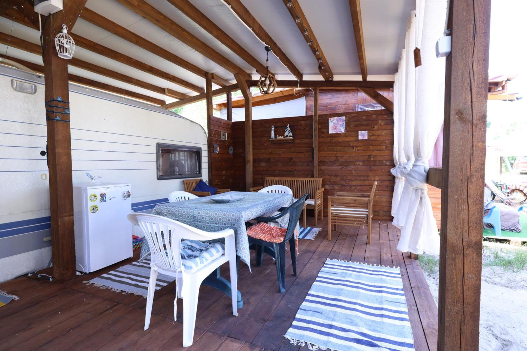 Sea Caravan On The Beach Китен Екстер'єр фото