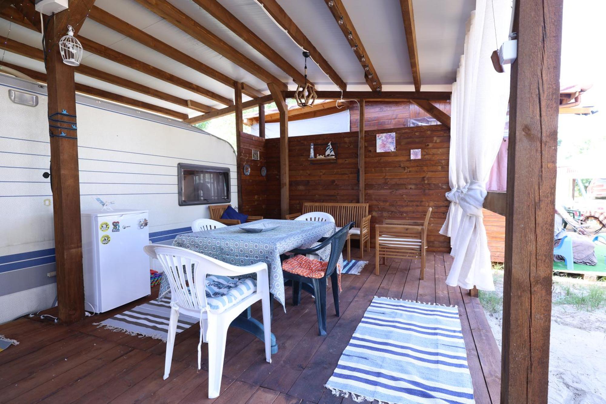 Sea Caravan On The Beach Китен Екстер'єр фото