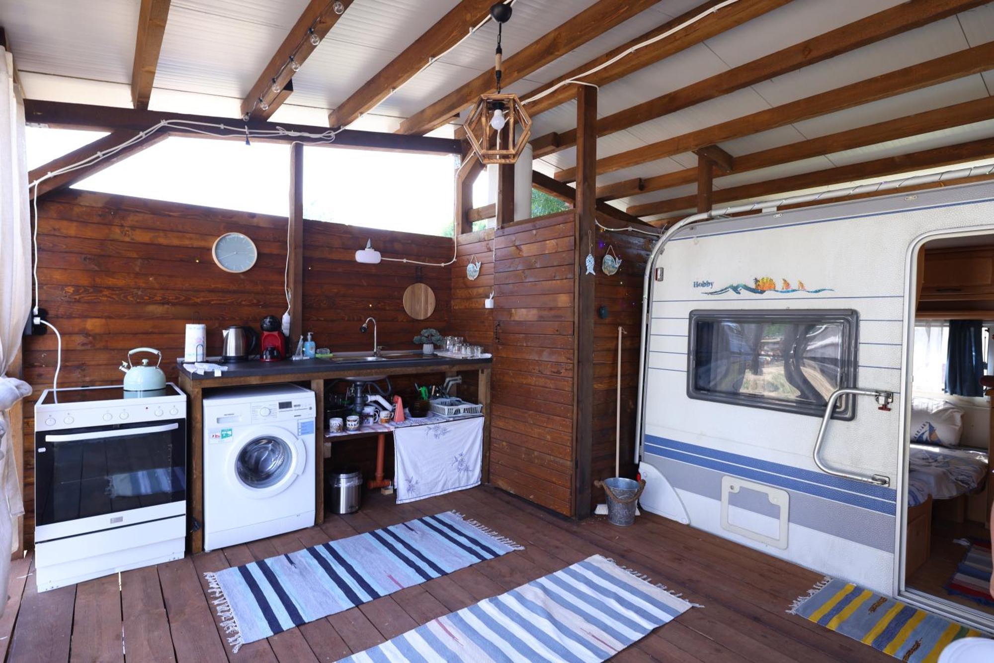 Sea Caravan On The Beach Китен Екстер'єр фото
